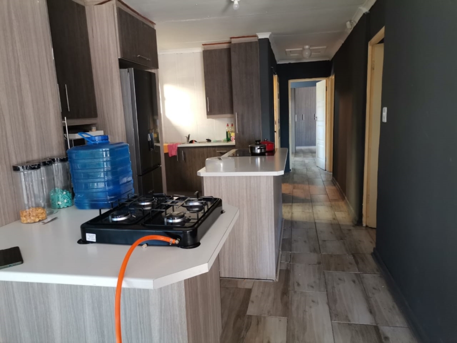 3 Bedroom Property for Sale in Lourierpark Free State